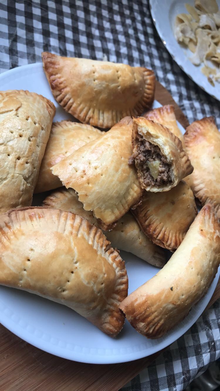PASTELS VIANDE HACHEE